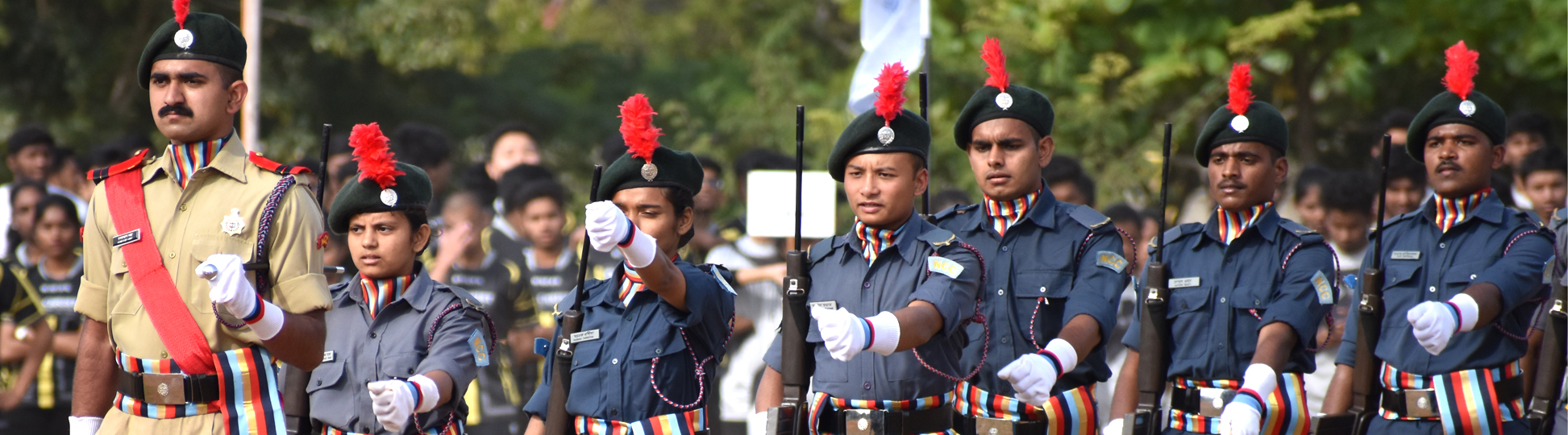 Banner-centre csa